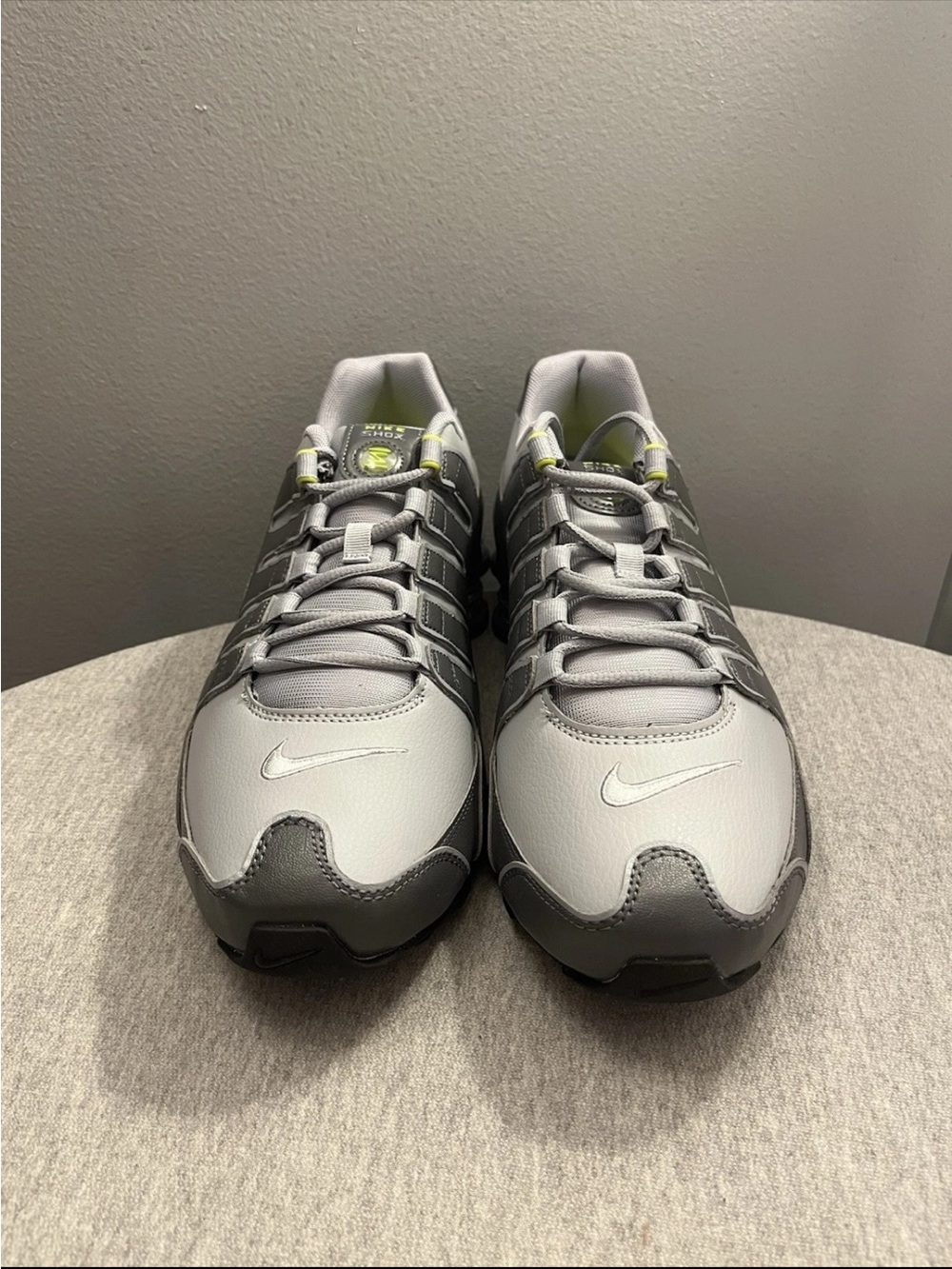 Nike Shox NZ Dark Grey/Wolf Grey/Volt Athletic Men’s Shoe Size 9.5 378341-009 - Picture 3 of 11